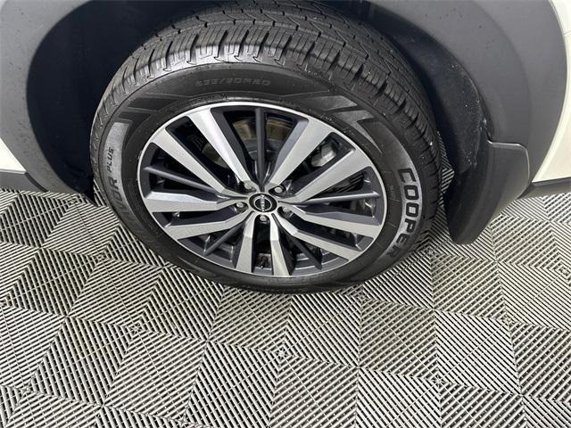 used 2022 Nissan Pathfinder car, priced at $32,998