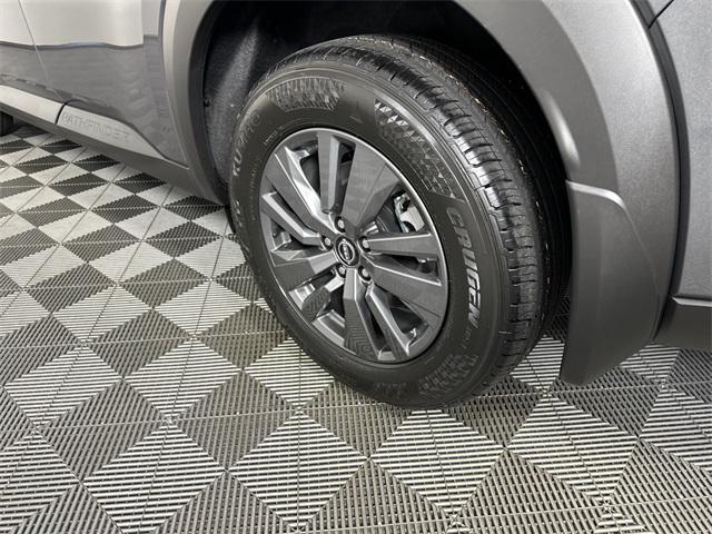 new 2025 Nissan Pathfinder car, priced at $38,776