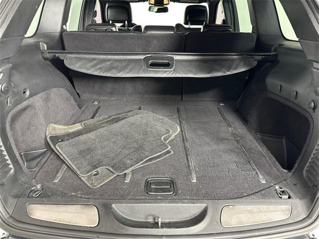 used 2015 Jeep Grand Cherokee car, priced at $12,998