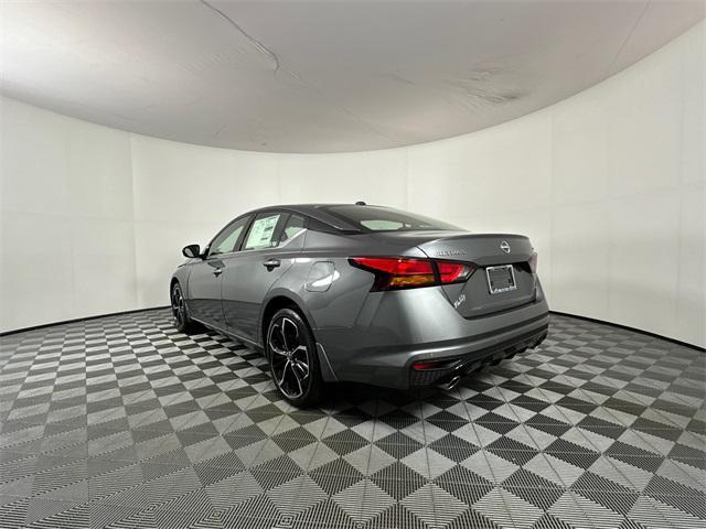 new 2025 Nissan Altima car, priced at $31,088