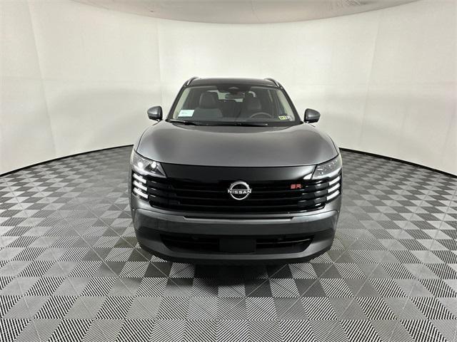 new 2025 Nissan Kicks car, priced at $31,040