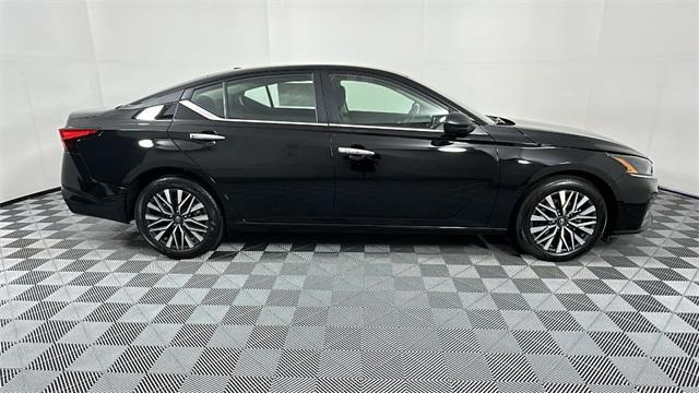 new 2024 Nissan Altima car, priced at $26,389