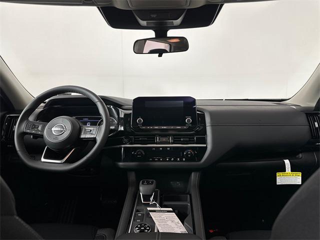 new 2025 Nissan Pathfinder car, priced at $38,810