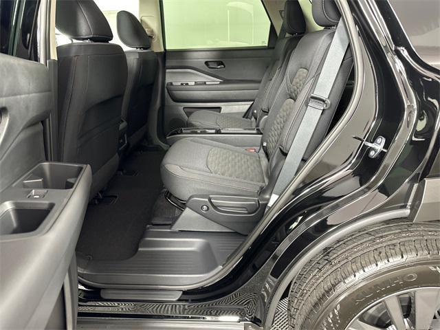 new 2025 Nissan Pathfinder car, priced at $38,776