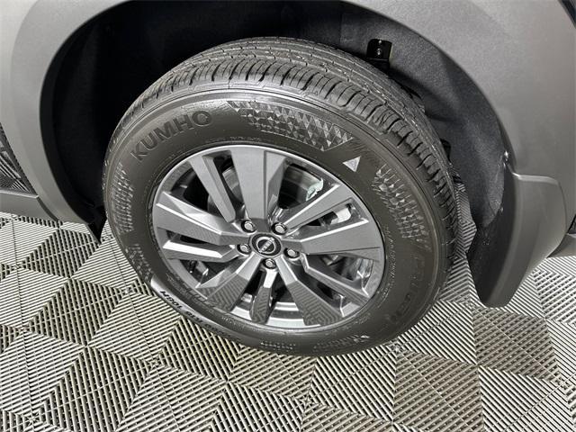 new 2025 Nissan Pathfinder car, priced at $38,776