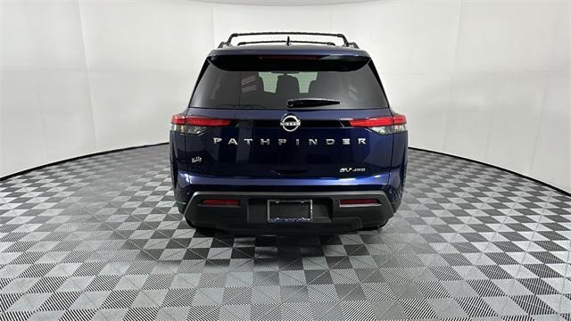 new 2024 Nissan Pathfinder car, priced at $40,634