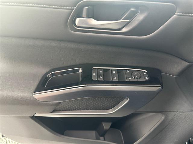 new 2025 Nissan Pathfinder car, priced at $44,506