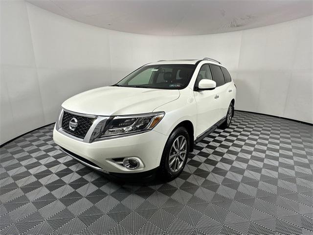 used 2016 Nissan Pathfinder car, priced at $10,998