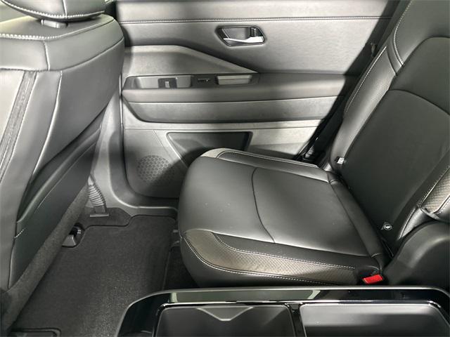 new 2025 Nissan Pathfinder car, priced at $44,506