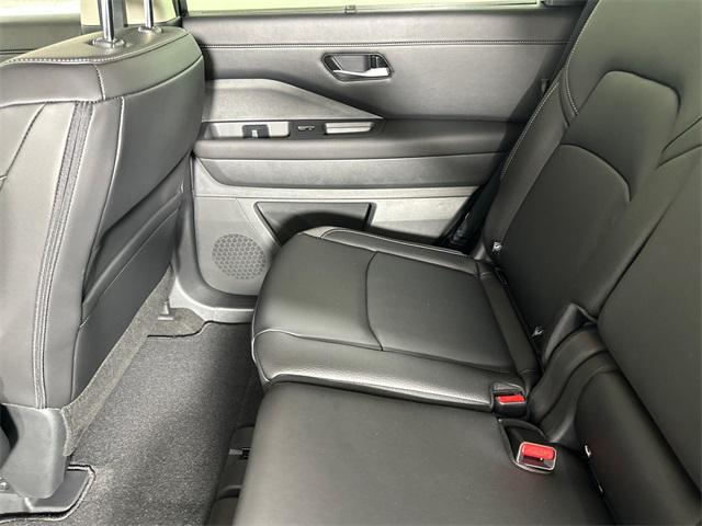 new 2025 Nissan Pathfinder car, priced at $42,202