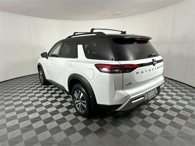 new 2025 Nissan Pathfinder car, priced at $42,202