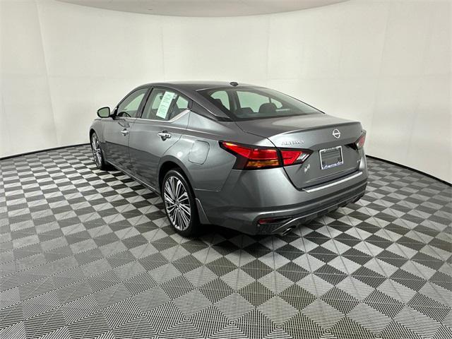 used 2023 Nissan Altima car, priced at $25,998
