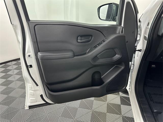 used 2023 Nissan Frontier car, priced at $27,998