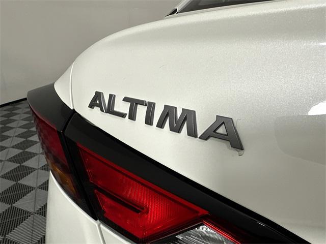 new 2025 Nissan Altima car, priced at $30,119