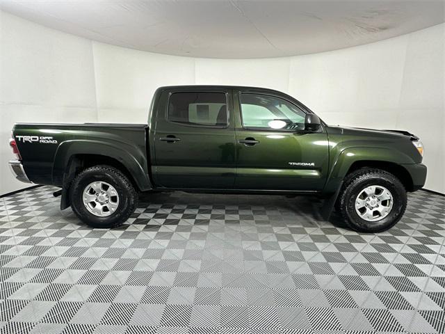 used 2014 Toyota Tacoma car, priced at $11,998