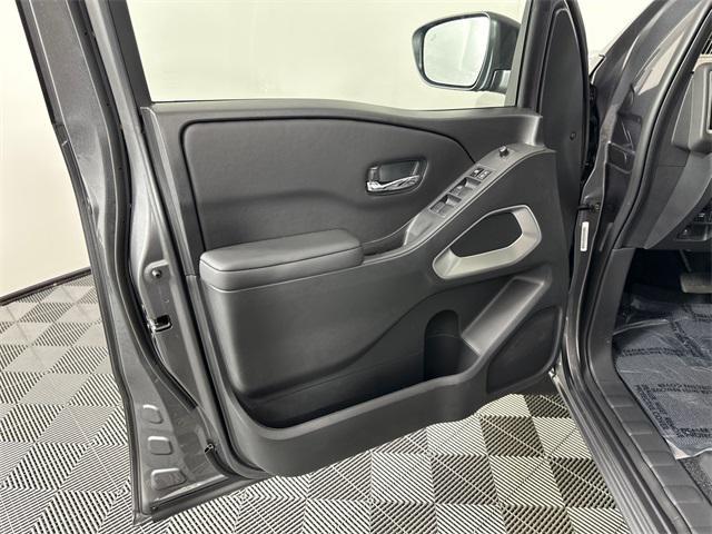new 2025 Nissan Frontier car, priced at $39,468