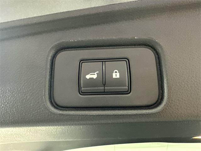new 2025 Nissan Pathfinder car, priced at $46,925