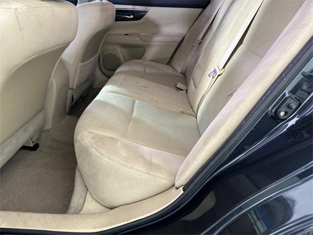 used 2014 Nissan Altima car