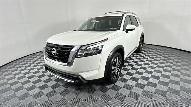 new 2024 Nissan Pathfinder car, priced at $51,598