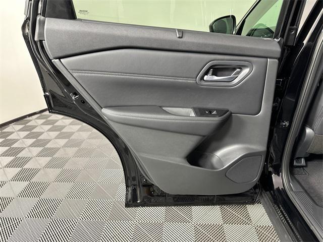 new 2025 Nissan Rogue car, priced at $33,995