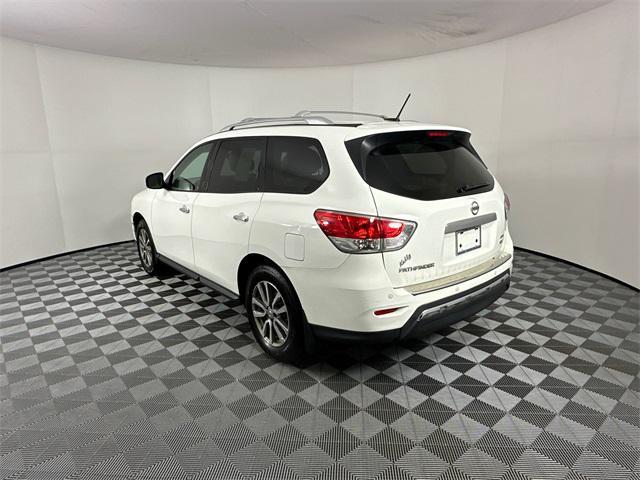 used 2015 Nissan Pathfinder car, priced at $7,998