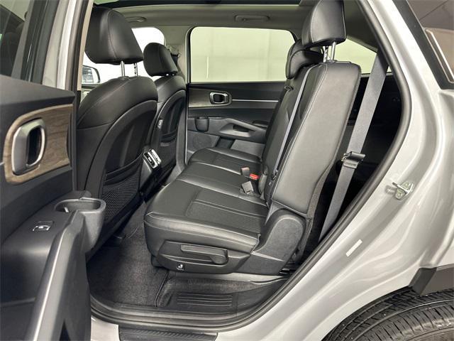 used 2023 Kia Sorento car, priced at $28,998