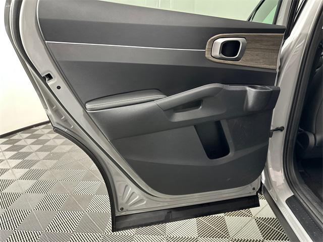 used 2023 Kia Sorento car, priced at $28,998