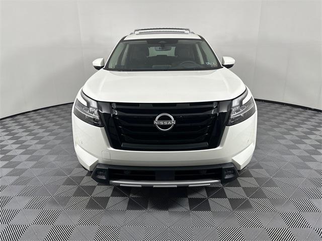 new 2024 Nissan Pathfinder car, priced at $52,033