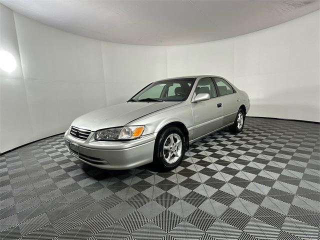 used 2001 Toyota Camry car, priced at $5,998