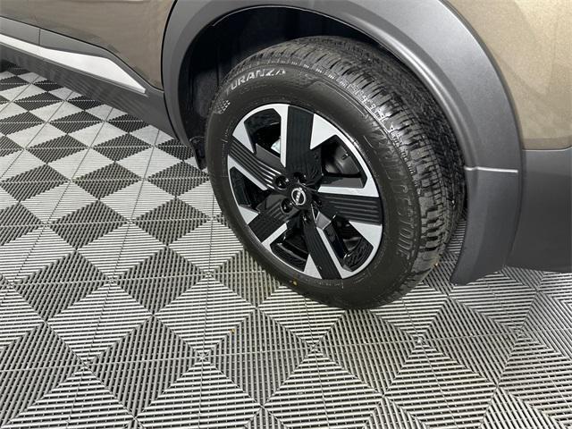 new 2025 Nissan Kicks car, priced at $28,088