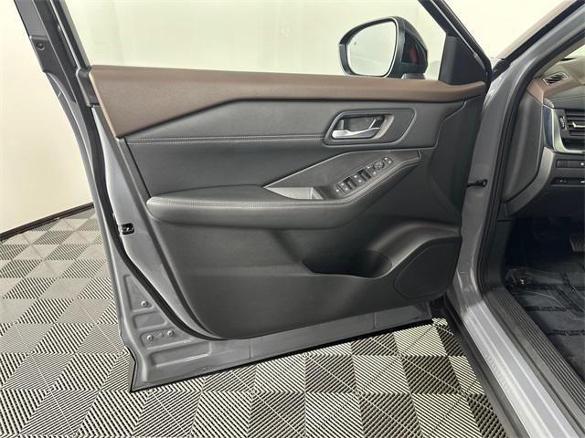 used 2023 Nissan Rogue car, priced at $23,998