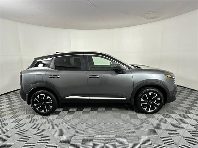 new 2025 Nissan Kicks car, priced at $28,401