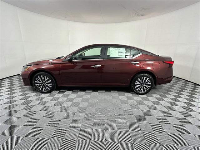 new 2025 Nissan Altima car, priced at $27,632