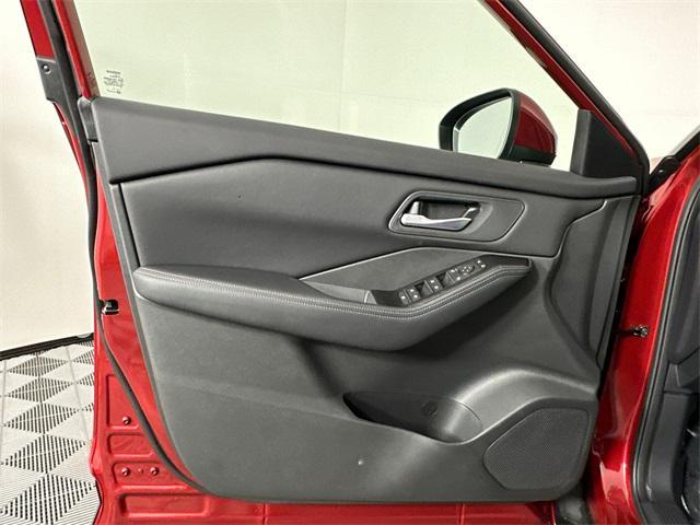 new 2025 Nissan Rogue car, priced at $33,825