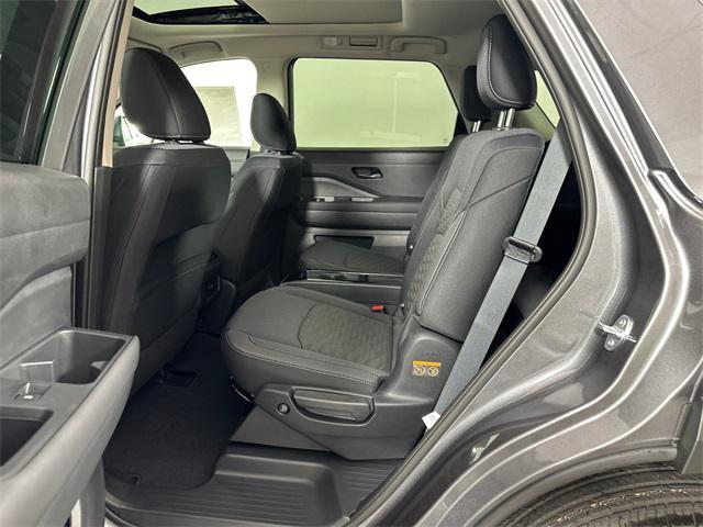 new 2025 Nissan Pathfinder car, priced at $38,810