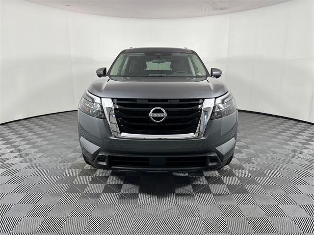 new 2025 Nissan Pathfinder car, priced at $38,810