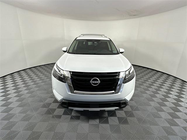 new 2025 Nissan Pathfinder car, priced at $48,125