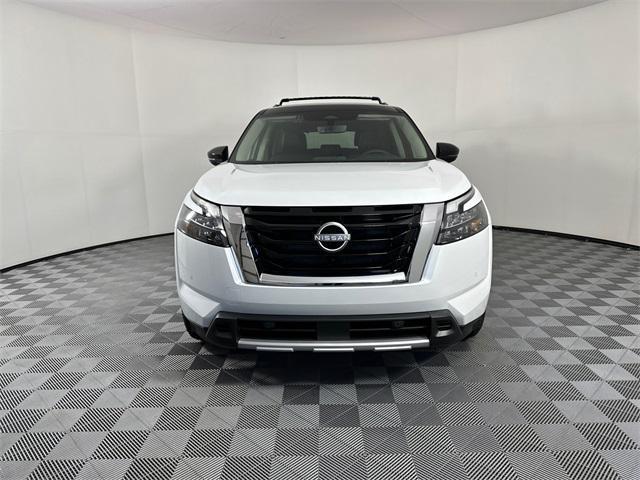 new 2025 Nissan Pathfinder car, priced at $46,442