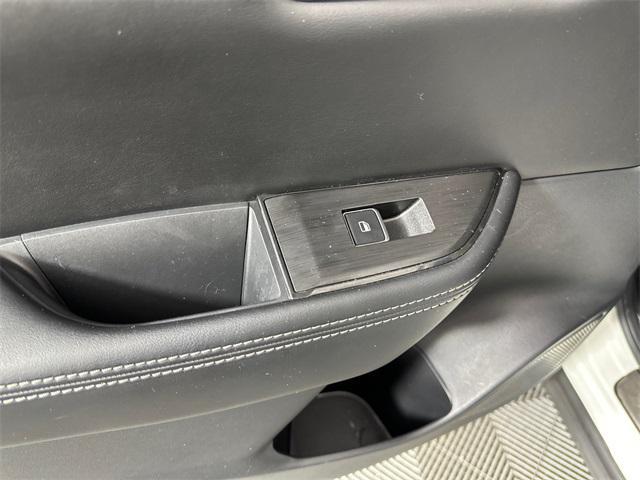 used 2021 Nissan Rogue car, priced at $26,998