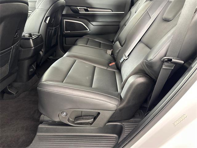 used 2023 Kia Telluride car, priced at $30,998