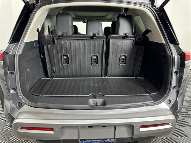 new 2025 Nissan Pathfinder car, priced at $48,747