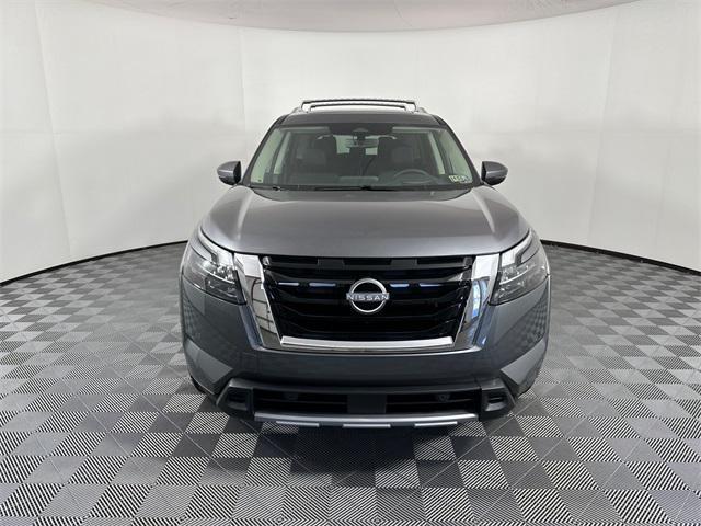 new 2025 Nissan Pathfinder car, priced at $48,747