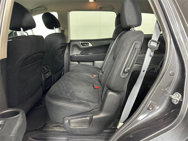 used 2013 Nissan Pathfinder car