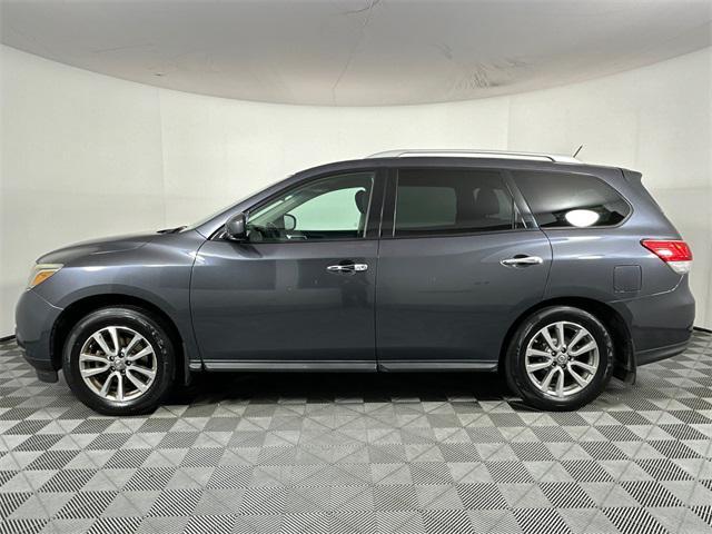 used 2013 Nissan Pathfinder car