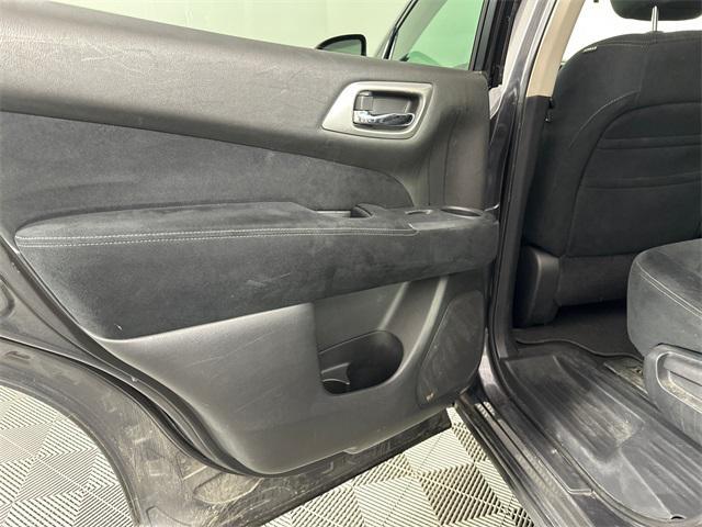 used 2013 Nissan Pathfinder car