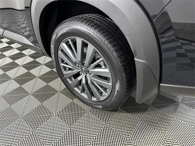 new 2025 Nissan Pathfinder car, priced at $42,173