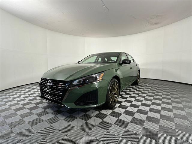 new 2025 Nissan Altima car, priced at $35,400