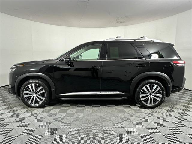 used 2022 Nissan Pathfinder car, priced at $32,998