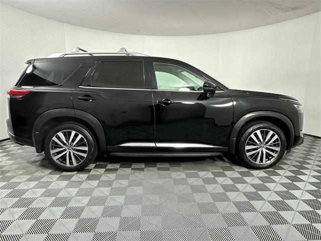 used 2022 Nissan Pathfinder car, priced at $32,998