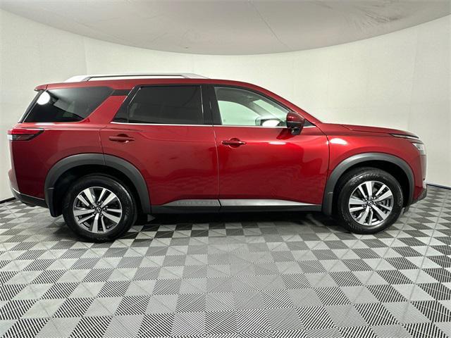 used 2024 Nissan Pathfinder car, priced at $33,998